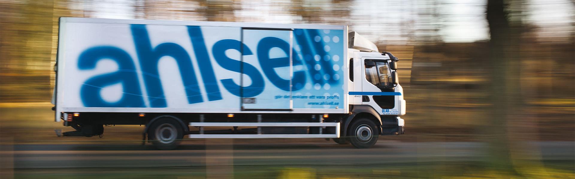 Picture of an Ahlsell delivery vehicle that trusts on RFID to deliver shipping accuracy