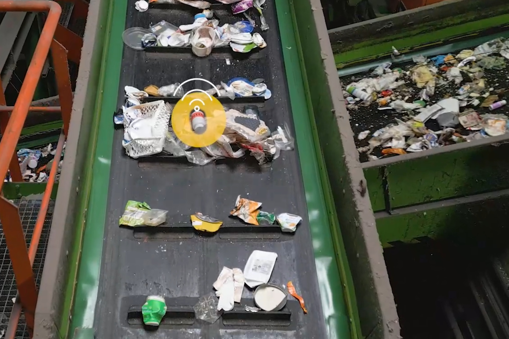 Package on sorting line marked with yellow to indicate RFID tag placement